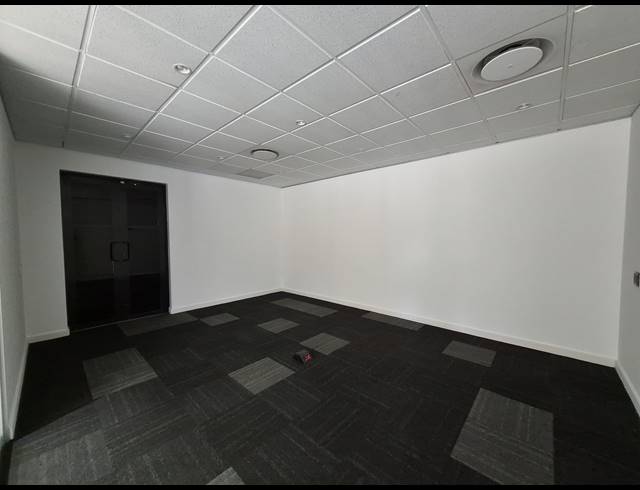 677M² OFFICE TO LET IN SANDTON CENTRAL